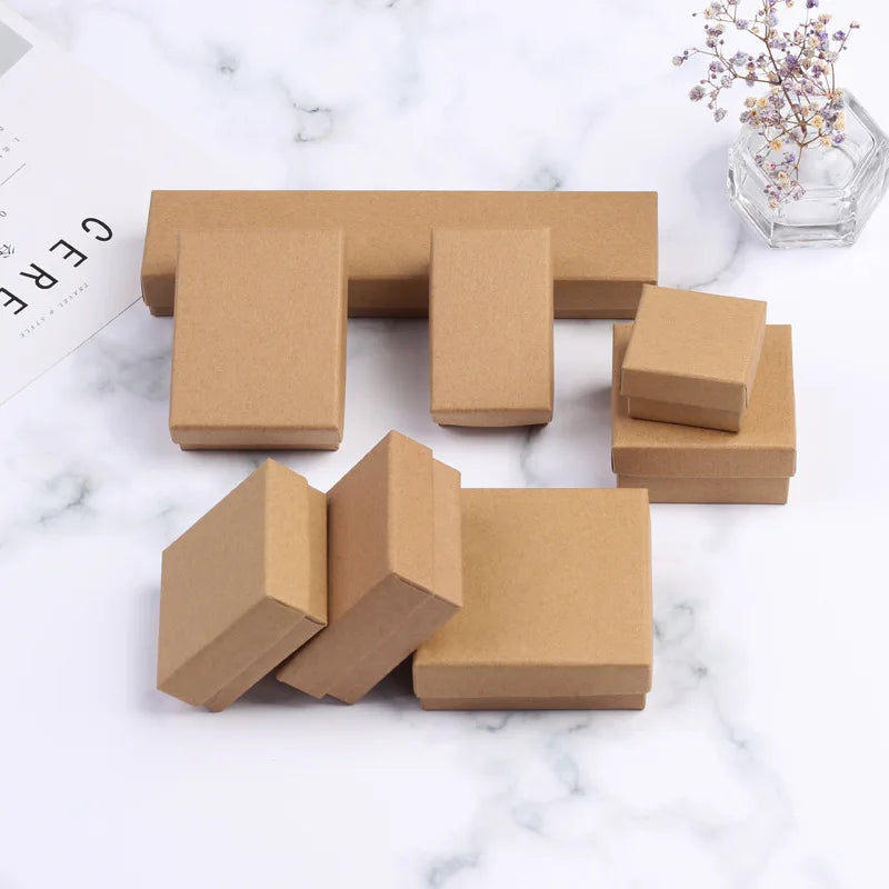50pcs Black White Brown Kraft Paper Jewelry Gift Box Luxury Cardboard 7x9x3cm Bracelets Earrings Rings Necklaces Packaging Boxes